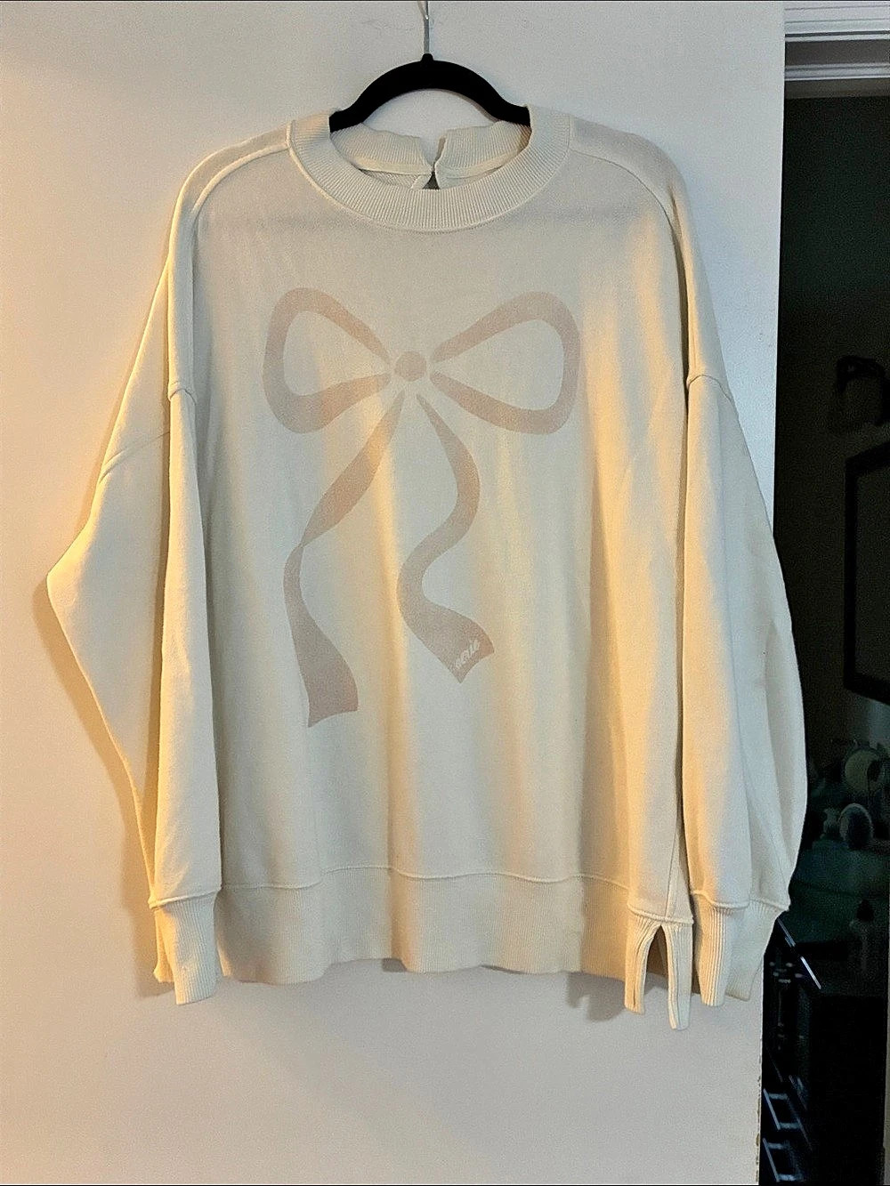 Aerie Bow Graphic Sweatshirt Cream Long Sleeve